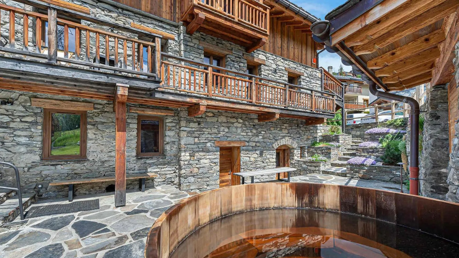 Chalet De Prestige Au Coeur De Saint Martin De Belleville Avec Sauna Et Bain Nordique - Fr-1-570-38